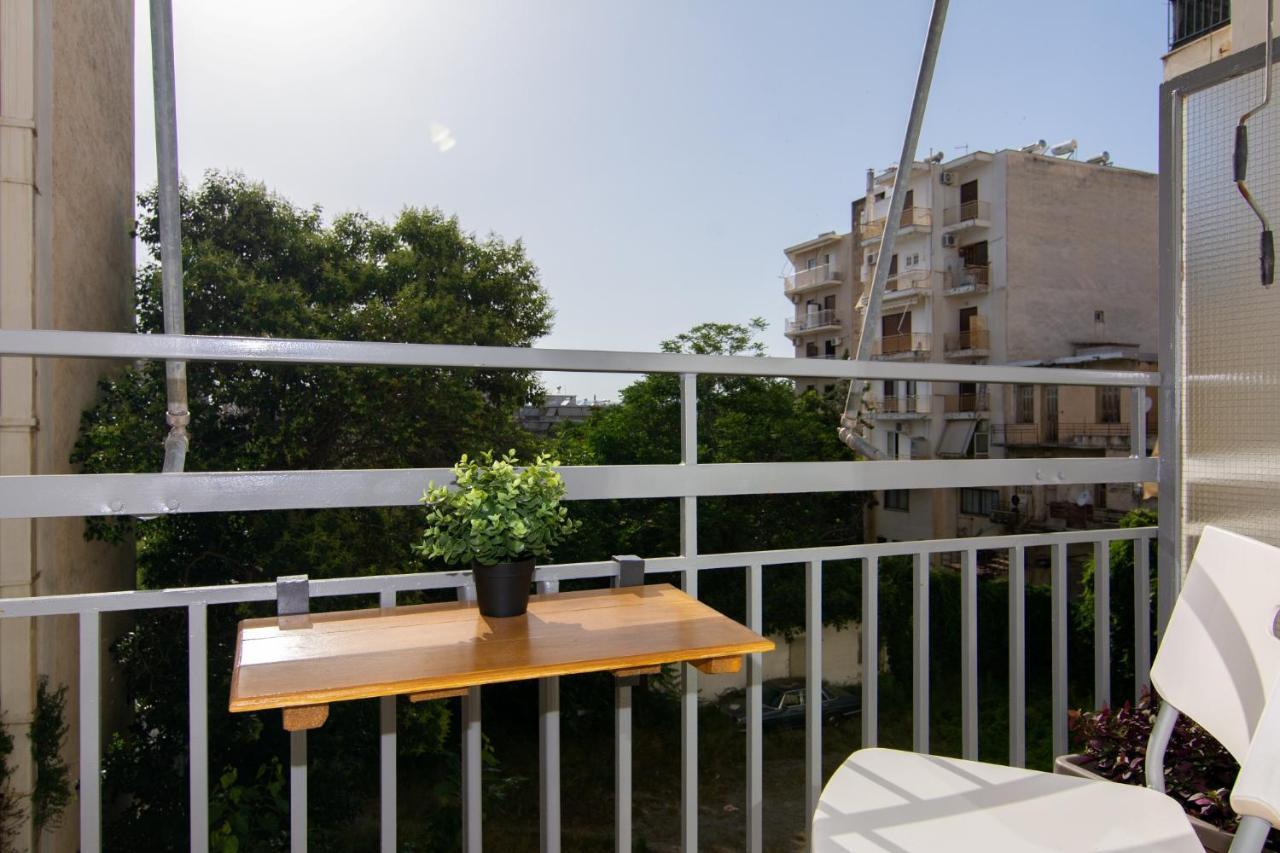 Studio 48, Cozy Apartment In Kalamata City Center Luaran gambar
