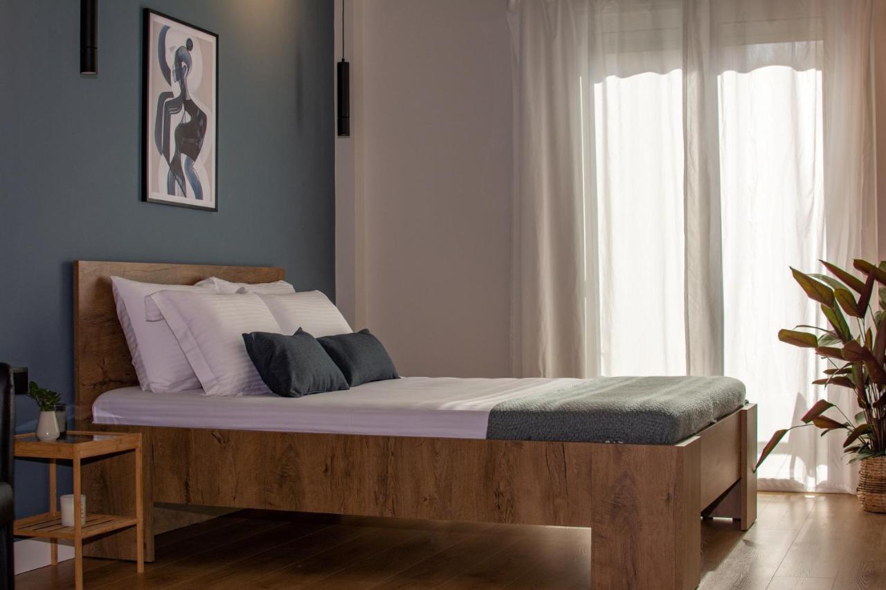 Studio 48, Cozy Apartment In Kalamata City Center Luaran gambar